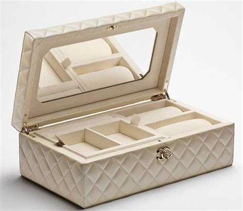 boite chanel deco|Vintage Chanel Jewelry Boxes .